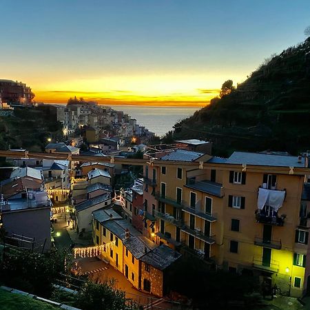 The Manarola Main Plaza Exterior foto