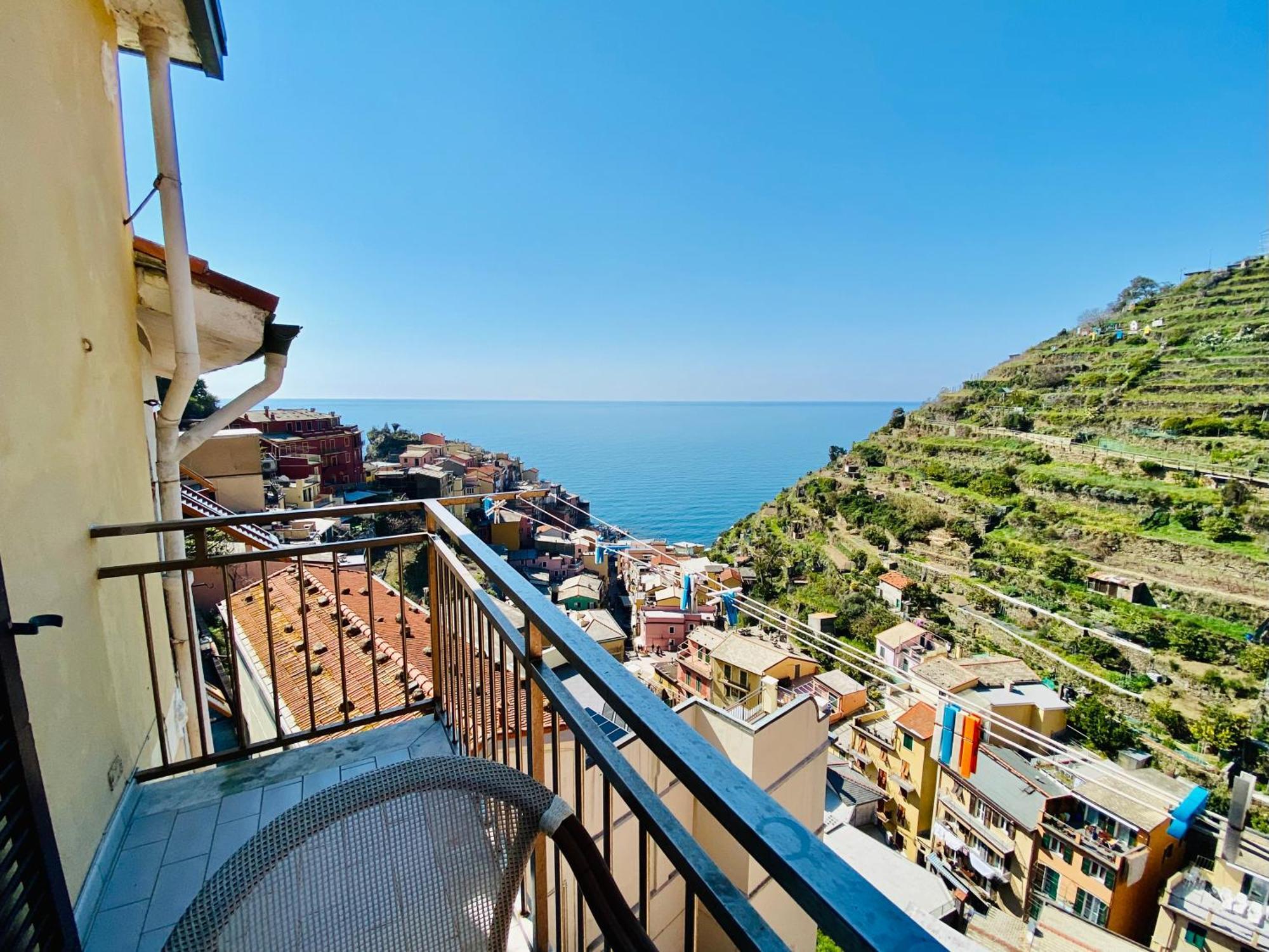 The Manarola Main Plaza Exterior foto